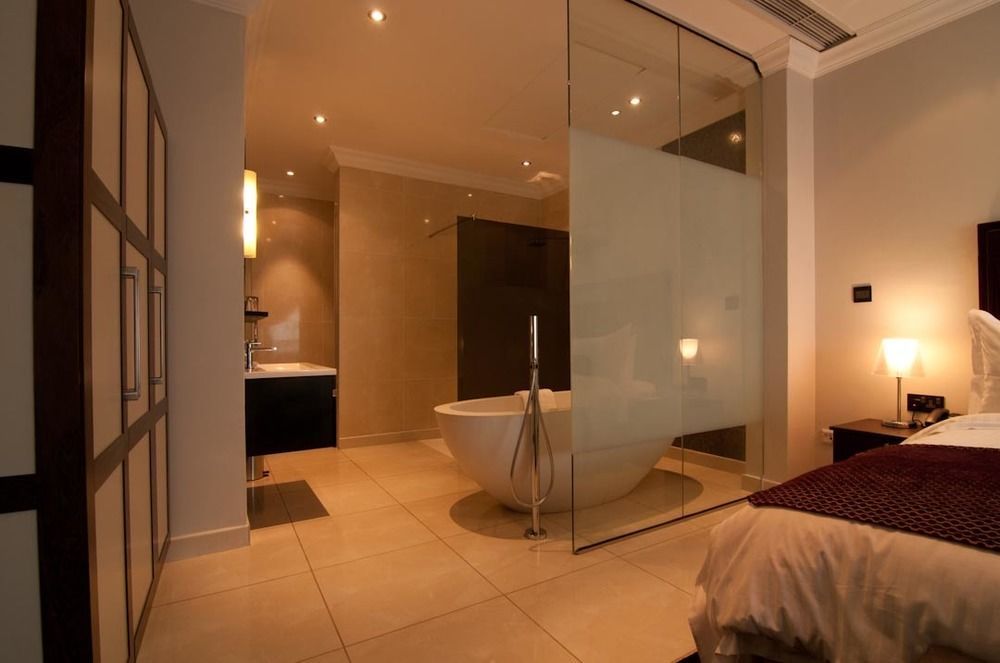 L'Eola Suites Abuja Esterno foto