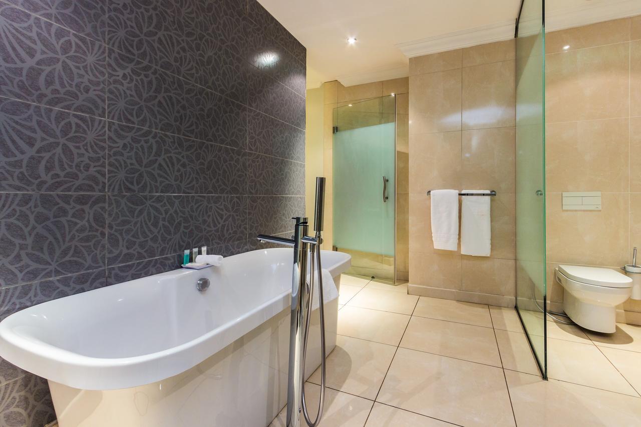 L'Eola Suites Abuja Esterno foto