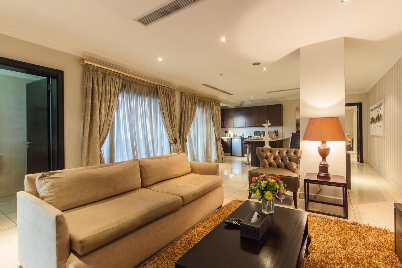 L'Eola Suites Abuja Esterno foto